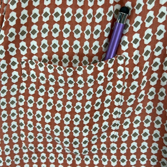 LOFT Women’s Rayon Blouse Size L Dusty Rose & Tan Geometric Print - Picture 5 of 11